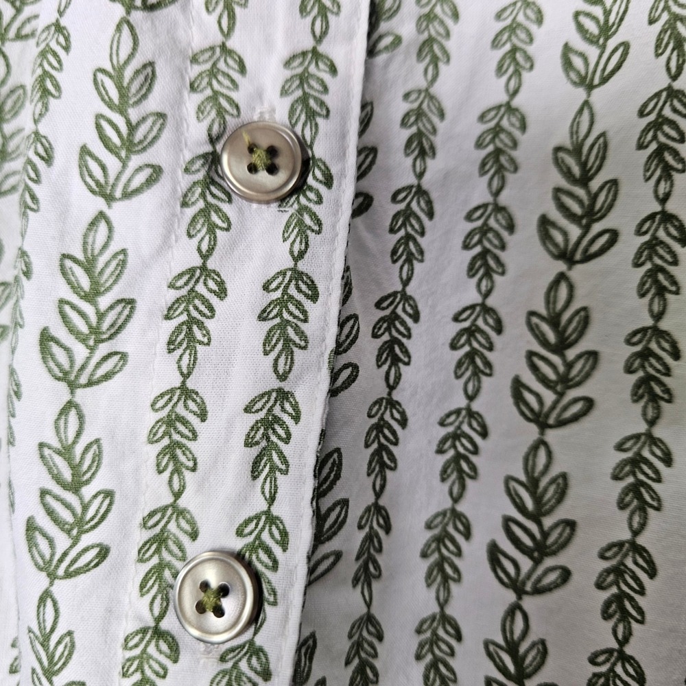 Blair Pintuck Blouse Women 3XL White Green Leaf Print Cotton Button Front Top - Picture 9 of 12